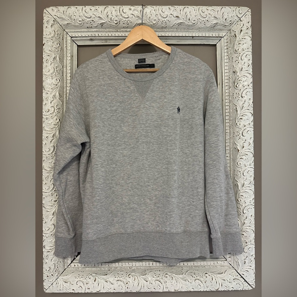 French Connection Gray Crewneck Sweater. Size L. ❣️